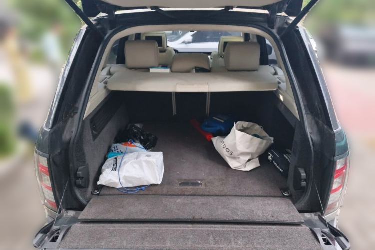 Used Land Rover Range Vogue  Trunk