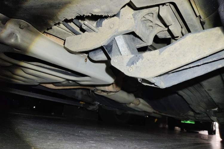 Used Land Rover Range Vogue  Chassis Front Left