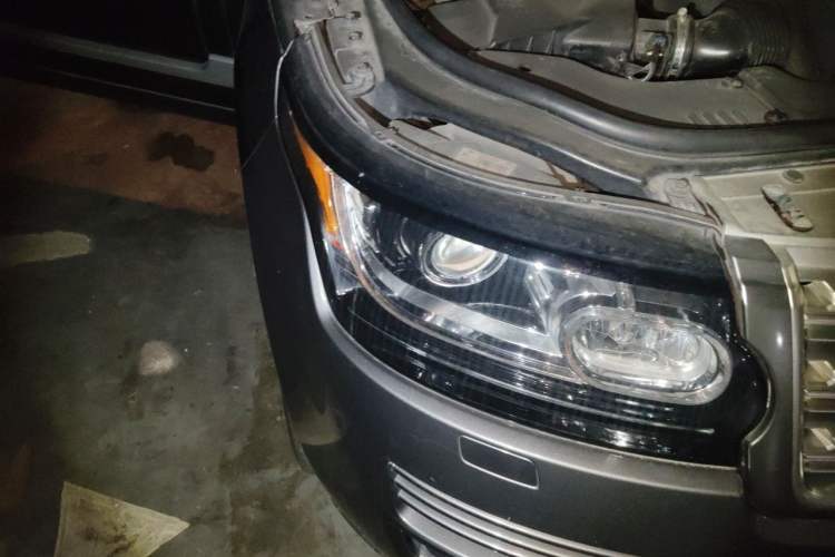 Used Land Rover Range Vogue  Right Front Headlight