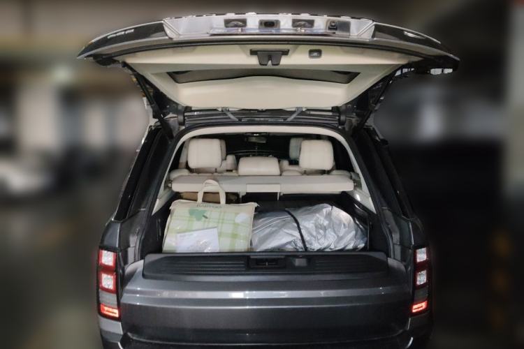 Used Land Rover Range Vogue  Trunk