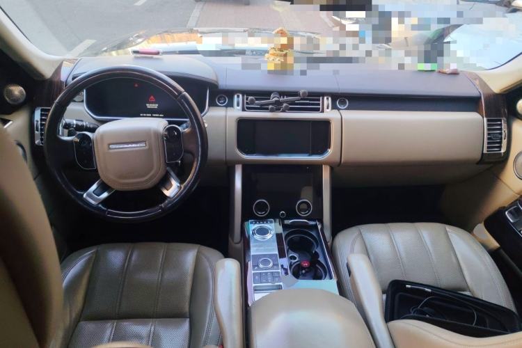 Used Land Rover Range Vogue  Center Console