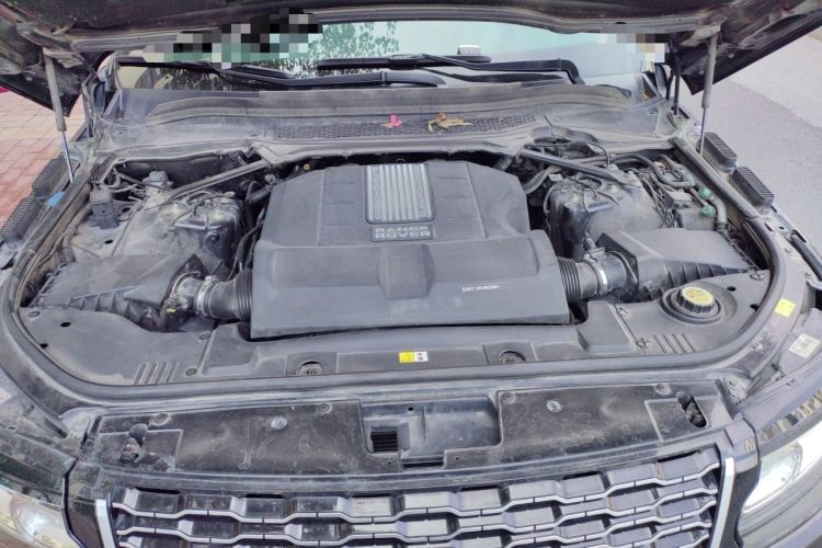 Used Land Rover Range Vogue 2014 3.0 V6 SC U.S.-Spec Version Engine Bay