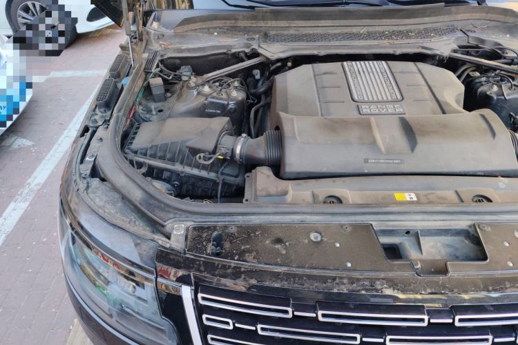 Used Land Rover Range Vogue  Engine Bay Right