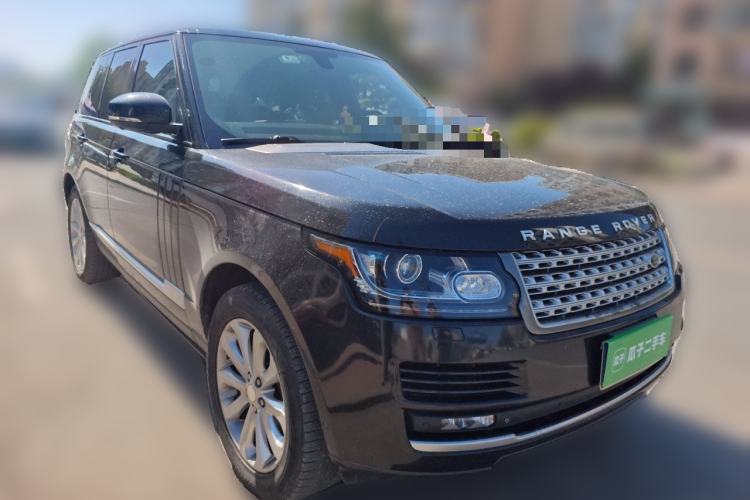 Used Land Rover Range Vogue 2014 3.0 V6 HSE U.S.-Spec Version Front Right 45 Deg