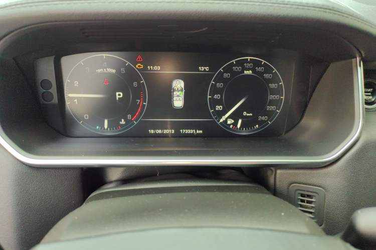 Used Land Rover Range Vogue 2014 3.0 V6 SC U.S.-Spec Version Instrument Cluster