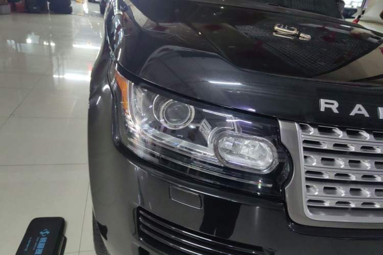 Used Land Rover Range Vogue  Right Front Headlight