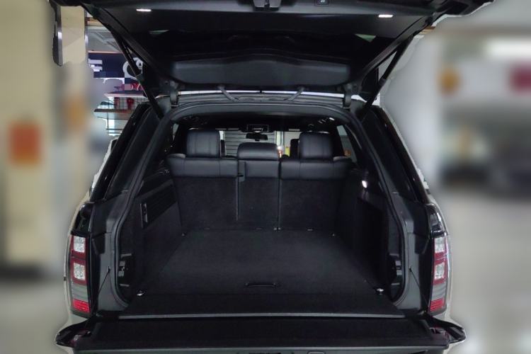 Used Land Rover Range Vogue  Trunk