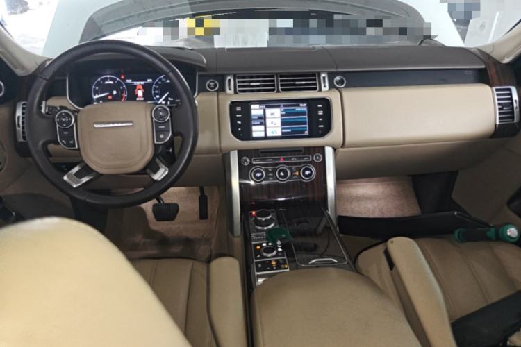 Used Land Rover Range Vogue  Center Console
