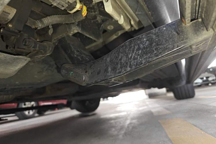 Used Land Rover Range Vogue  Chassis Rear Right
