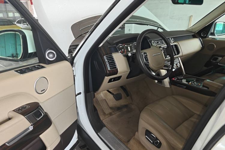 Used Land Rover Range Vogue  Driver Seat