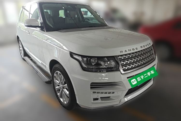 Used Land Rover Range Vogue  Front Right 45 Deg