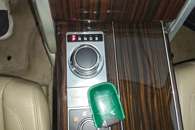 Used Land Rover Range Vogue  Gear Lever