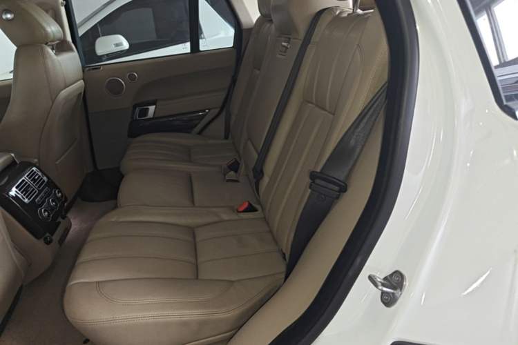 Used Land Rover Range Vogue  Left Rear Seat