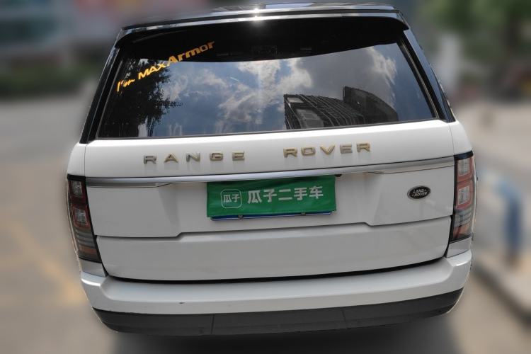 Used Land Rover Range Vogue 2014 3.0T Gasoline U.S.-Spec Executive Version – High-End Trim Rear