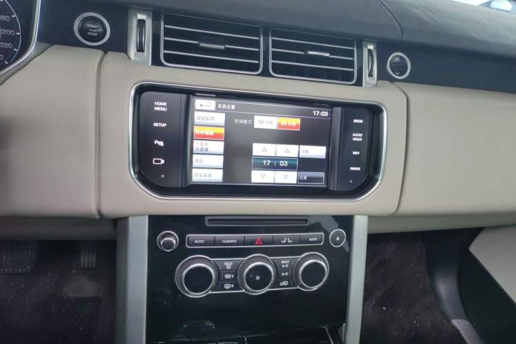 Used Land Rover Range Vogue 2015 3.0 V6 U.S.-Spec Executive Edition Audio And AC Panel