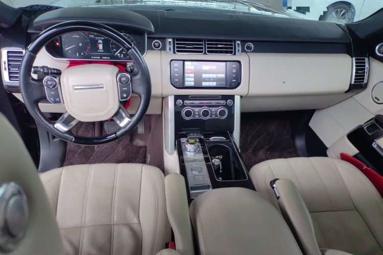 Used Land Rover Range Vogue 2015 3.0 V6 U.S.-Spec Executive Edition Center Console