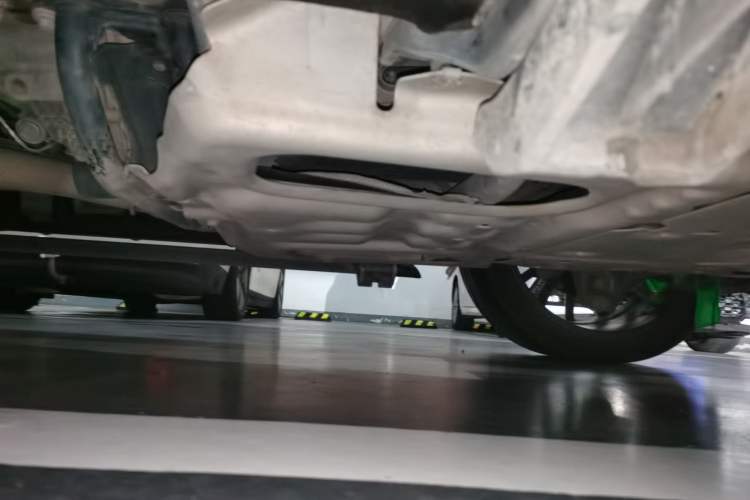 Used Land Rover Range Vogue 2015 3.0 TDV6 Vogue Chassis Front Right