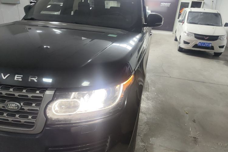 Used Land Rover Range Vogue 2015 3.0 V6 U.S.-Spec Executive Edition Left Front Headlight