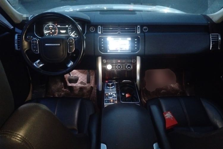 Used Land Rover Range Vogue  Center Console