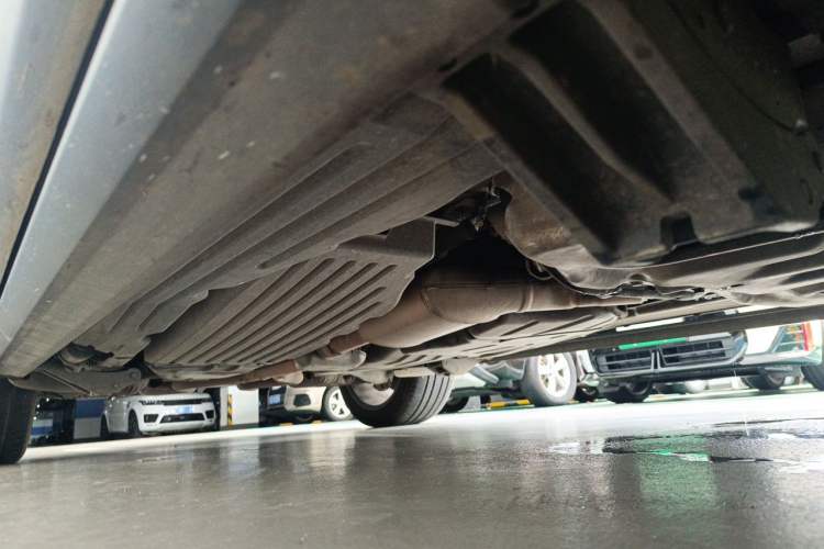 Used Land Rover Range Vogue  Chassis Front Right