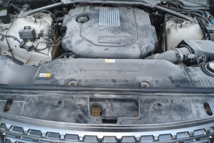 Used Land Rover Range Vogue  Engine Bay