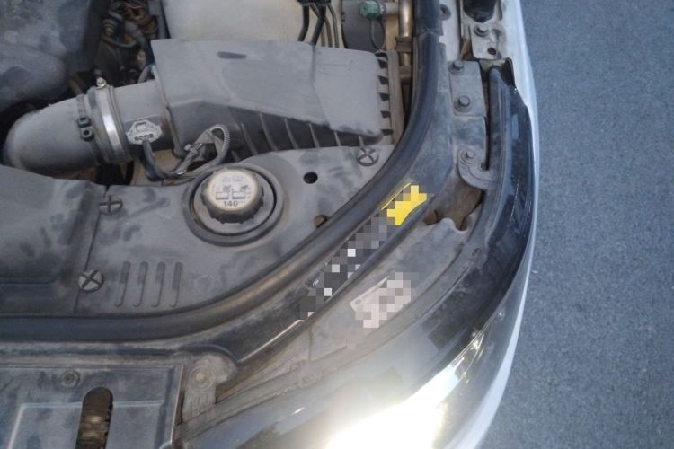 Used Land Rover Range Vogue  Engine Bay Left