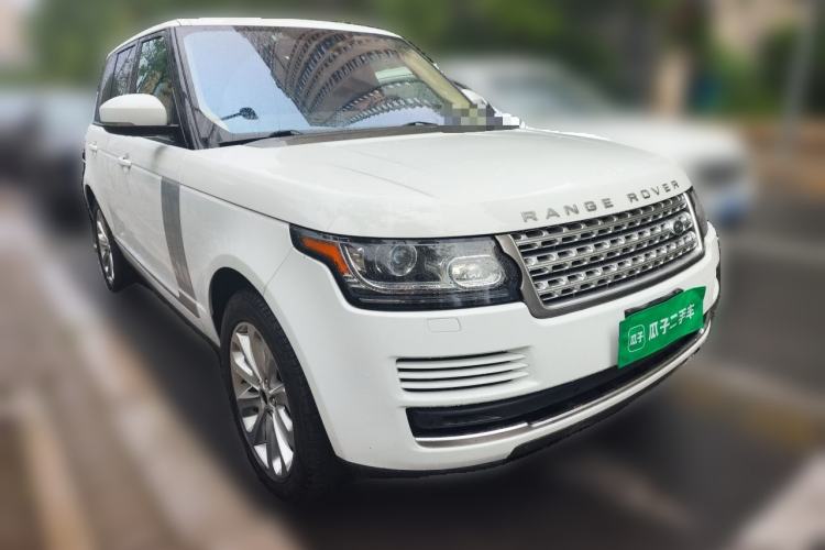 Used Land Rover Range Vogue 2015 3.0 V6 SC Vogue Front Right 45 Deg