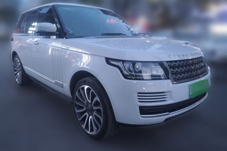 Used Land Rover Range Vogue  Front Right 45 Deg