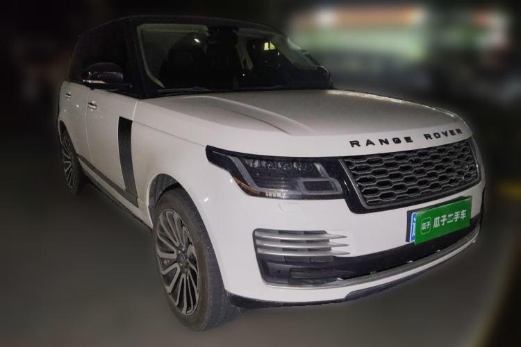 Used Land Rover Range Vogue  Front Right 45 Deg