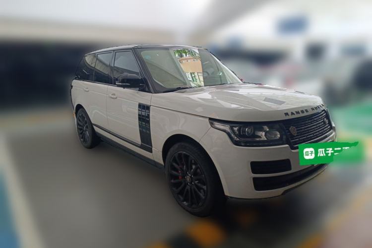 Used Land Rover Range Vogue  Front Right 45 Deg