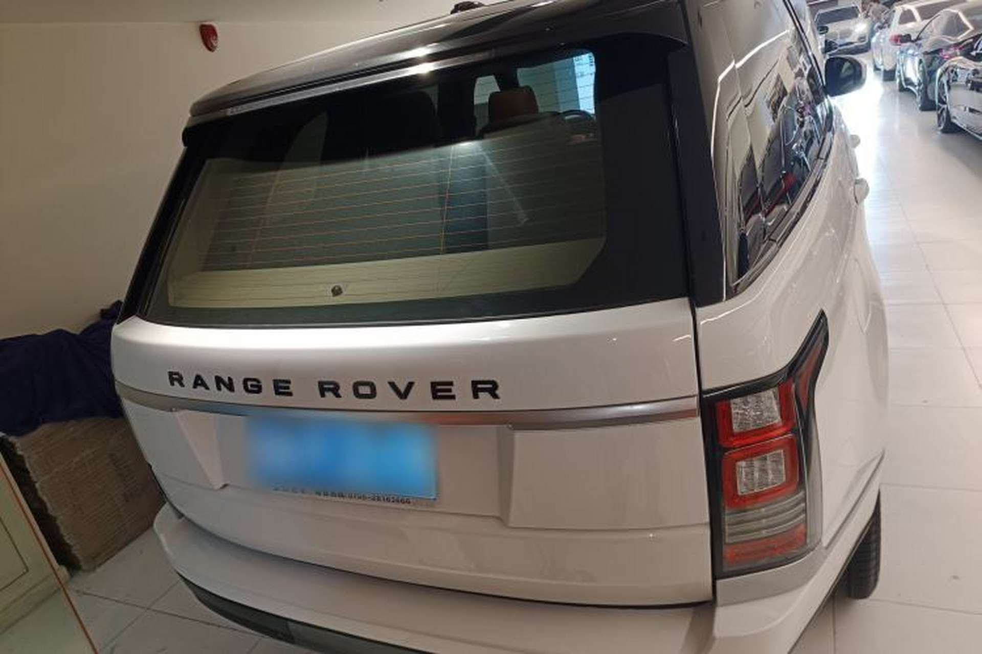 Used Land Rover Range Vogue 2015 3.0 V6 U.S.-Spec Executive Edition Rear