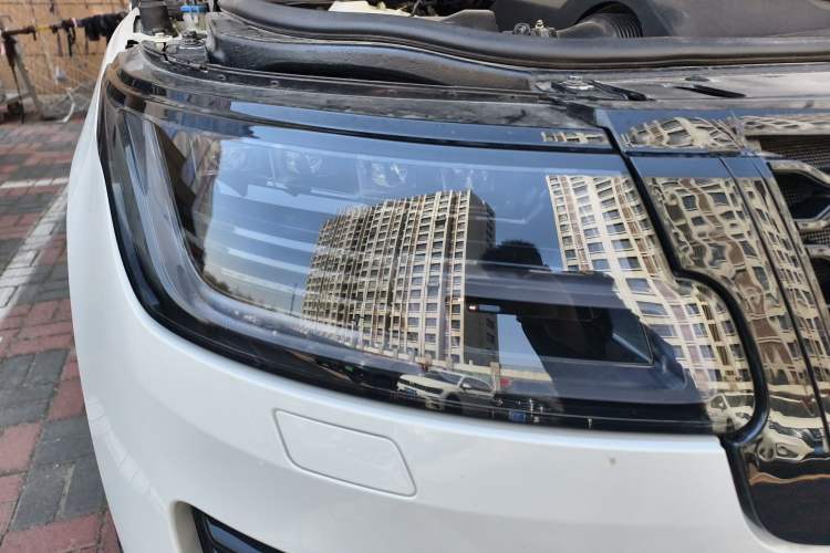 Used Land Rover Range Vogue 2015 3.0T V6 Gasoline U.S.-Spec Executive Edition Right Front Headlight