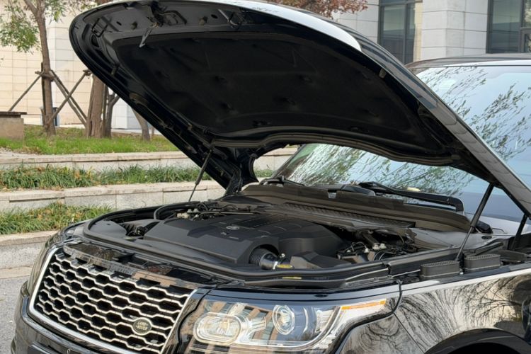 Used Land Rover Range Vogue 2016 3.0T Gasoline HSE U.S. Specification Engine Bay
