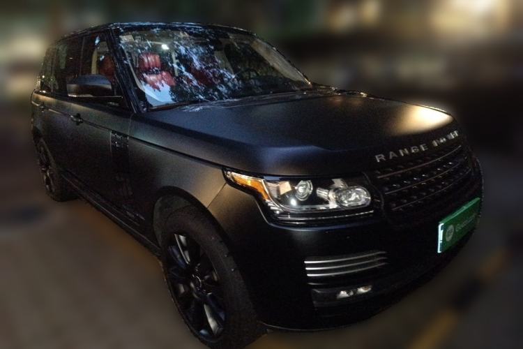 Used Land Rover Range Vogue  Front Right 45 Deg
