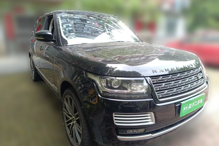Used Land Rover Range Vogue  Front Right 45 Deg