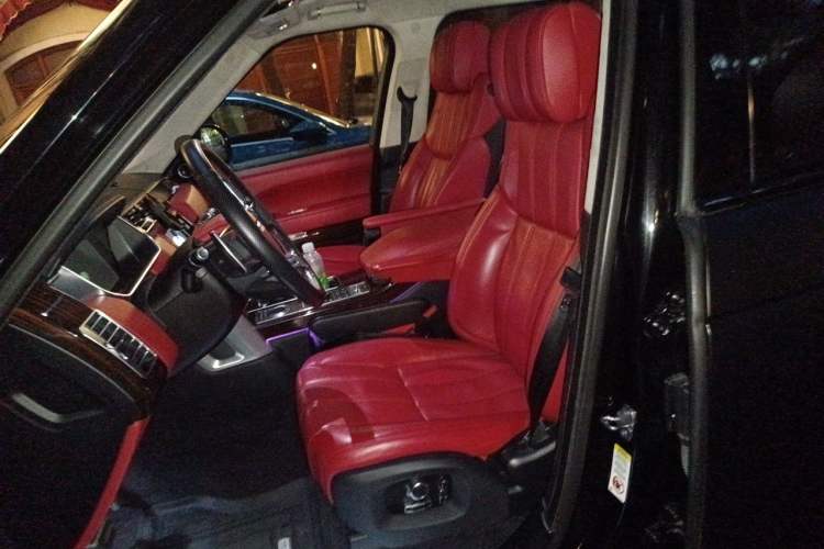 Used Land Rover Range Vogue  Left Front Seat