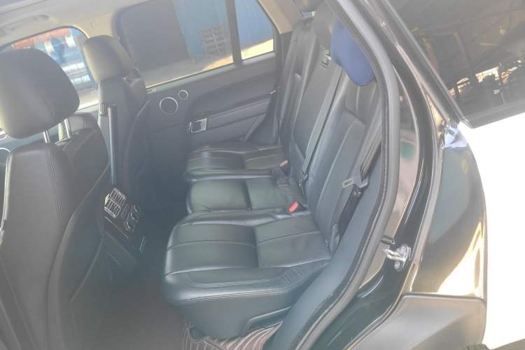 Used Land Rover Range Vogue  Left Rear Seat
