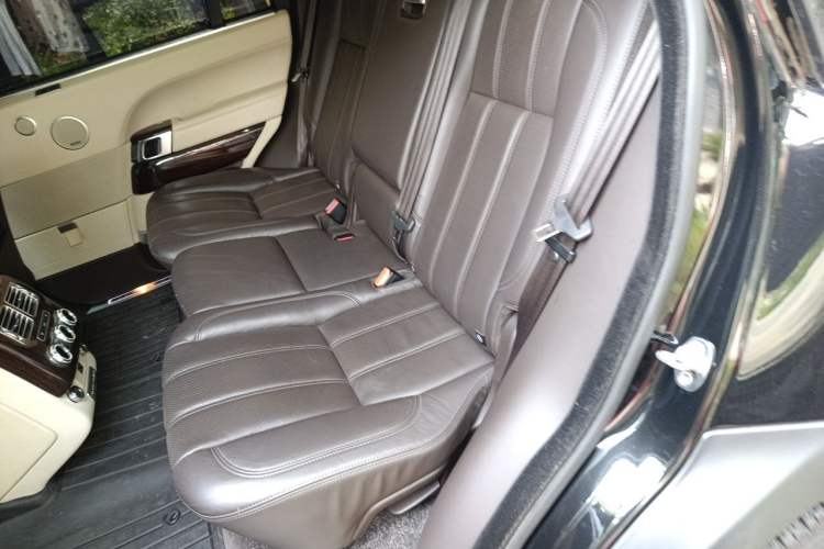 Used Land Rover Range Vogue  Left Rear Seat