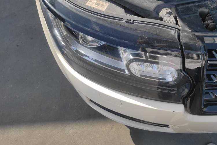 Used Land Rover Range Vogue  Right Front Headlight