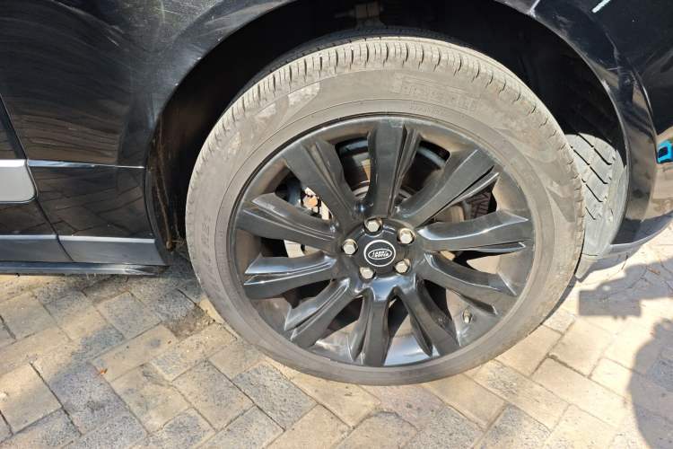 Used Land Rover Range Vogue 2016 3.0T Gasoline HSE U.S. Specification Right Front Wheel Hub