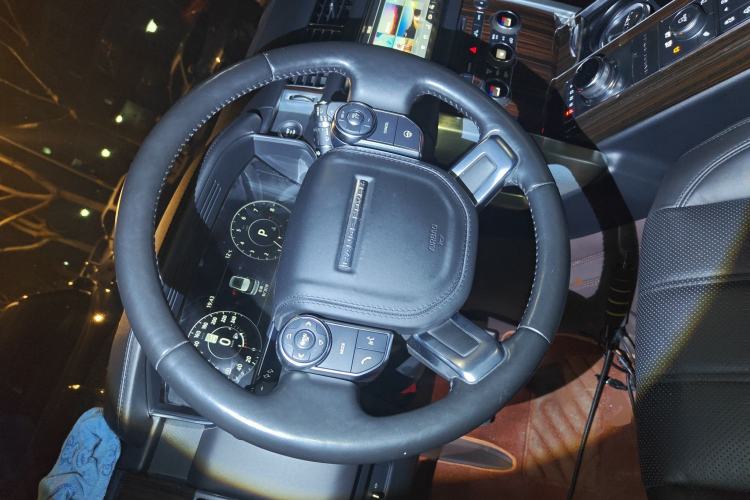 Used Land Rover Range Vogue 2016 3.0T Gasoline HSE U.S. Specification Steering Wheel
