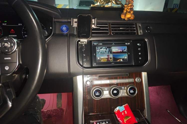 Used Land Rover Range Vogue  Audio And AC Panel