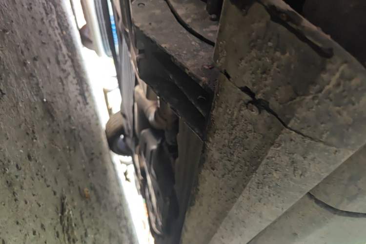 Used Land Rover Range Vogue  Chassis Front Left