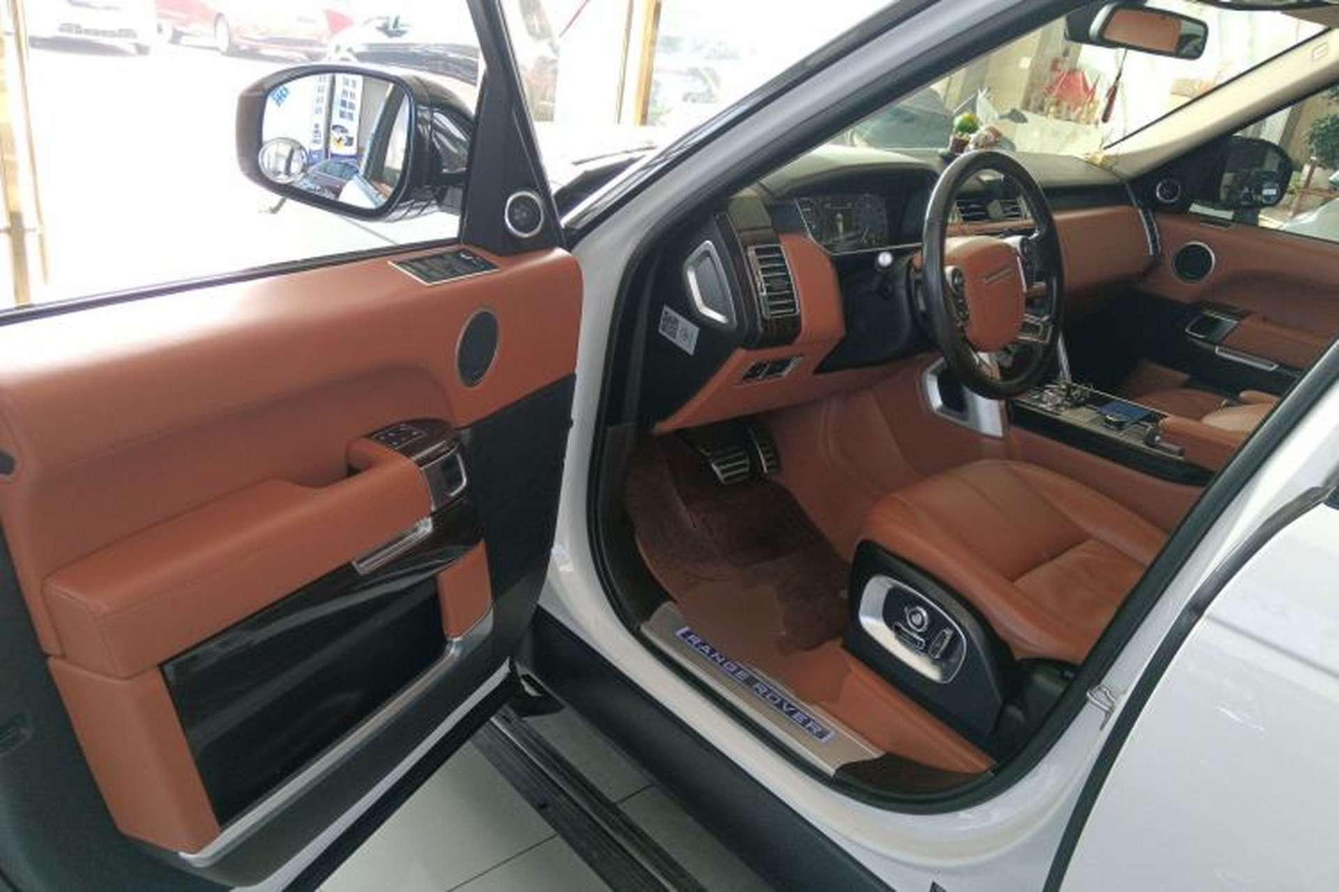 Used Land Rover Range Vogue 2016 3.0T Gasoline HSE U.S. Specification Driver Seat
