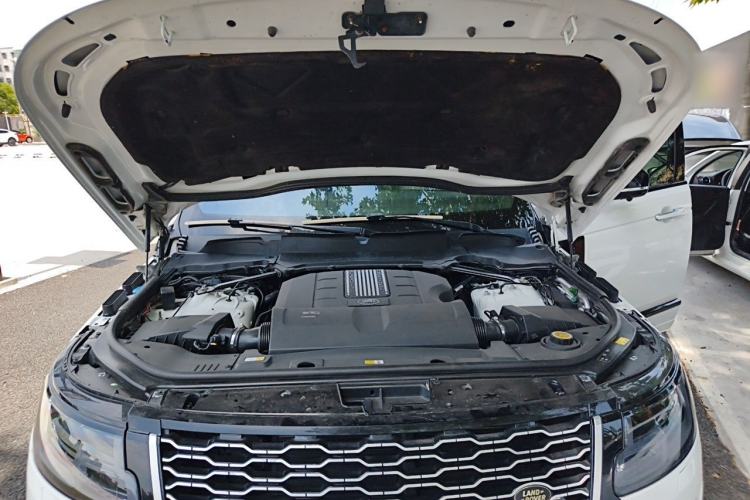 Used Land Rover Range Vogue 2016 3.0T Gasoline HSE U.S. Specification Engine Bay