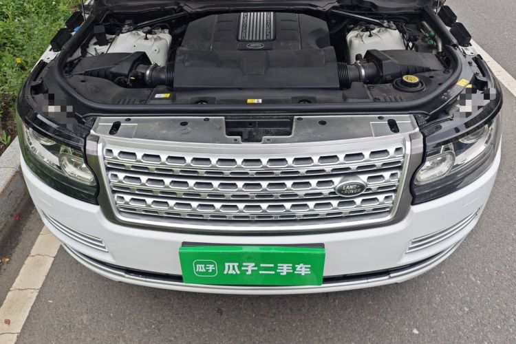 Used Land Rover Range Vogue 2016 3.0 V6 SC Vogue Engine Bay