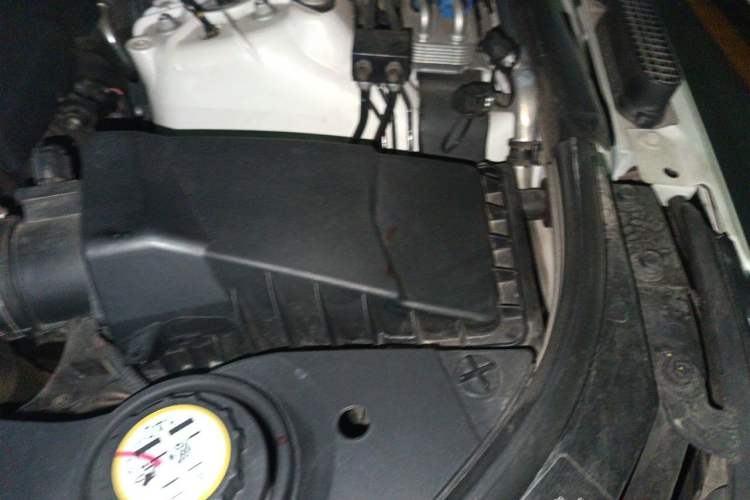 Used Land Rover Range Vogue  Engine Bay Left