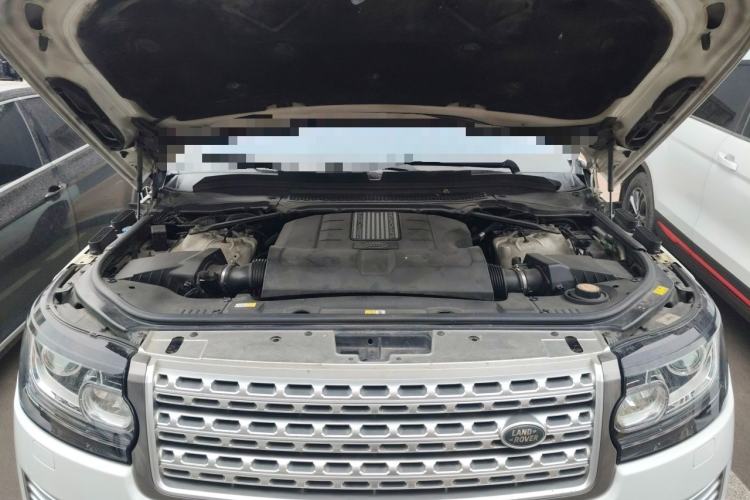 Used Land Rover Range Vogue  Engine Bay