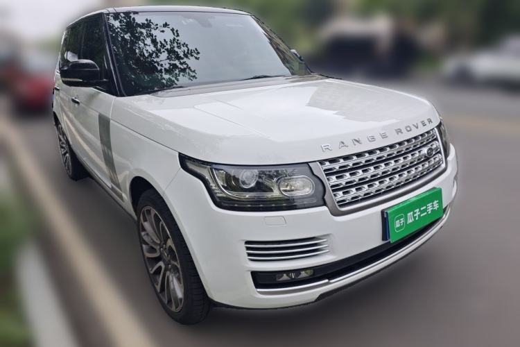 Used Land Rover Range Vogue 2016 3.0 V6 SC Vogue Front Right 45 Deg