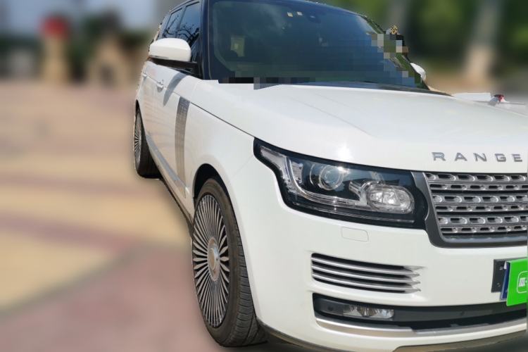 Used Land Rover Range Vogue 2016 3.0 V6 SC Vogue Front Right 45 Deg